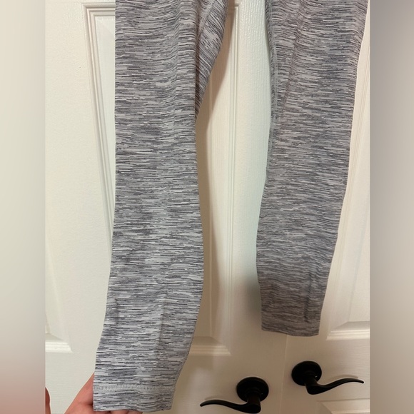Lululemon Align Leggings Size 4 - Picture 3 of 9